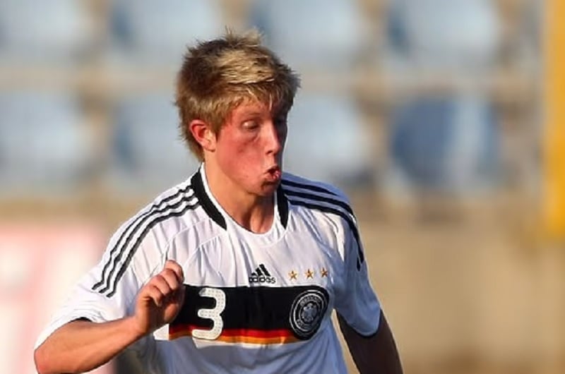 Tragedi Maut di Resor Ski! Mantan Pemain Timnas Jerman Tewas Jatuh dari Kereta Gantung, Istri Jadi Saksi