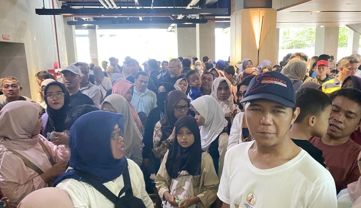 Planetarium TIM Cikini Dipadati Pengunjung Libur Akhir Tahun, Antrean Mengular