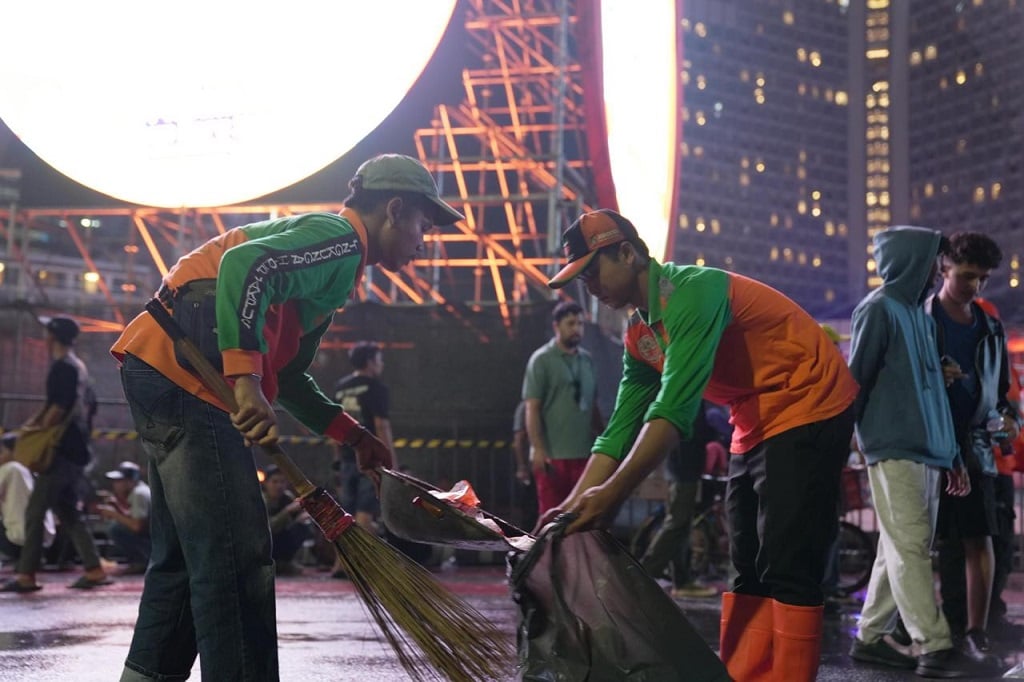 Sampah Sisa Perayaan Malam Tahun Baru di Jakarta Capai 91 Ton
