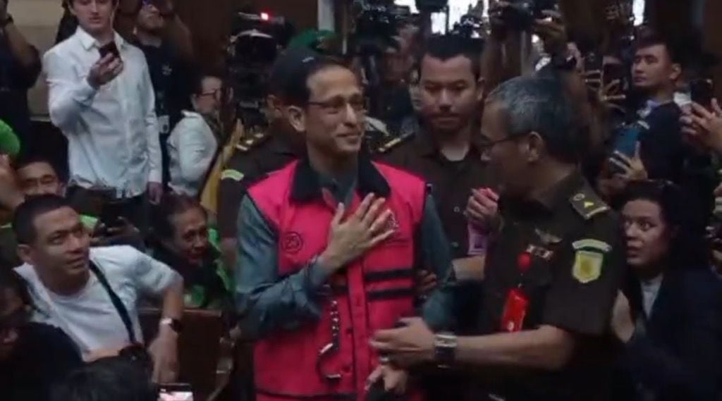 Nadiem Hadiri Sidang Korupsi Laptop Chromebook, Disambut Riuh Tepuk Tangan