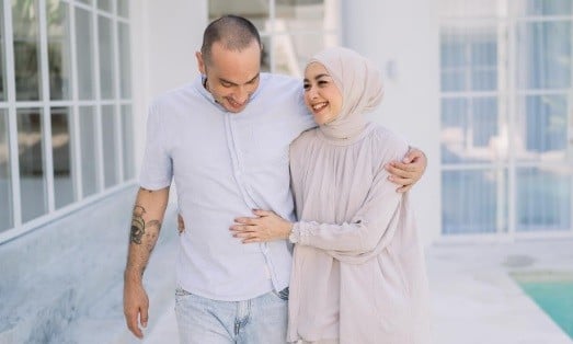 Tahun Baru Tanpa Gary Iskak, Richa Novisha Ikhlas: Ikuti Alurnya Allah