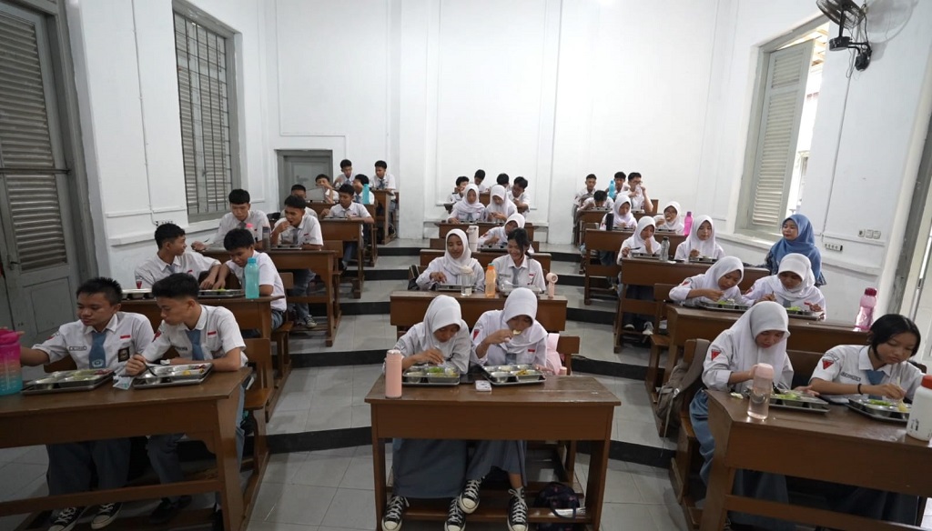 Cerita Siswa Bisa Menabung Sisihkan Uang Jajan Berkat Program MBG