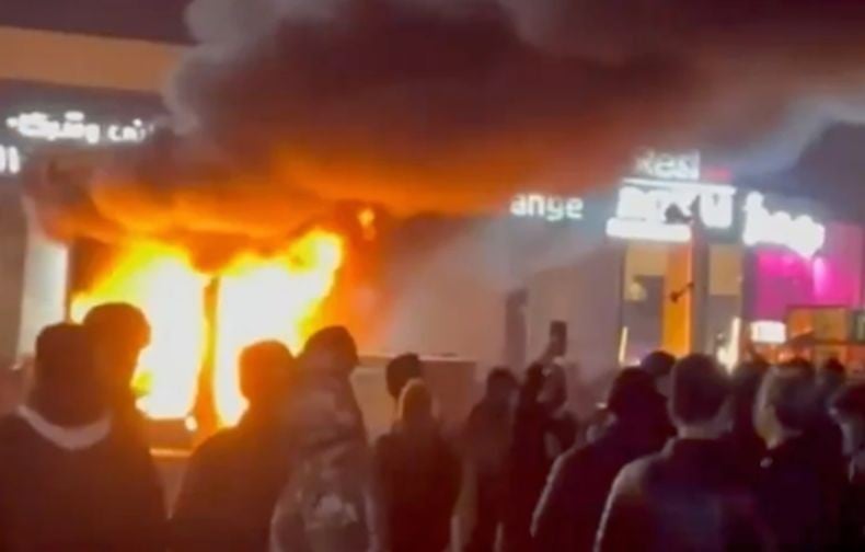 Nah, Amerika Minta Warganya Segera Tinggalkan Iran