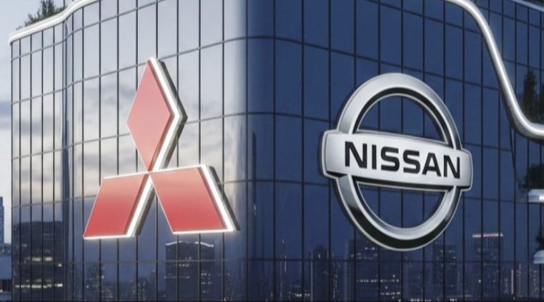 Mitsubishi Produksi 2 Mobil Nissan Rogue Plug-in Hybrid dan Navara