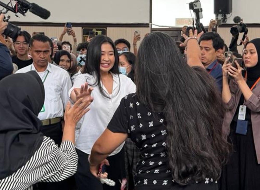 Laras Faizati Nangis usai Divonis tapi Bebas, Singgung Keadilan di Indonesia