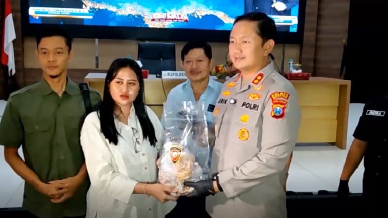 Komplotan Pembobol Toko Emas di Magetan Ditangkap, Barang Bukti Rp1 Miliar Dikembalikan