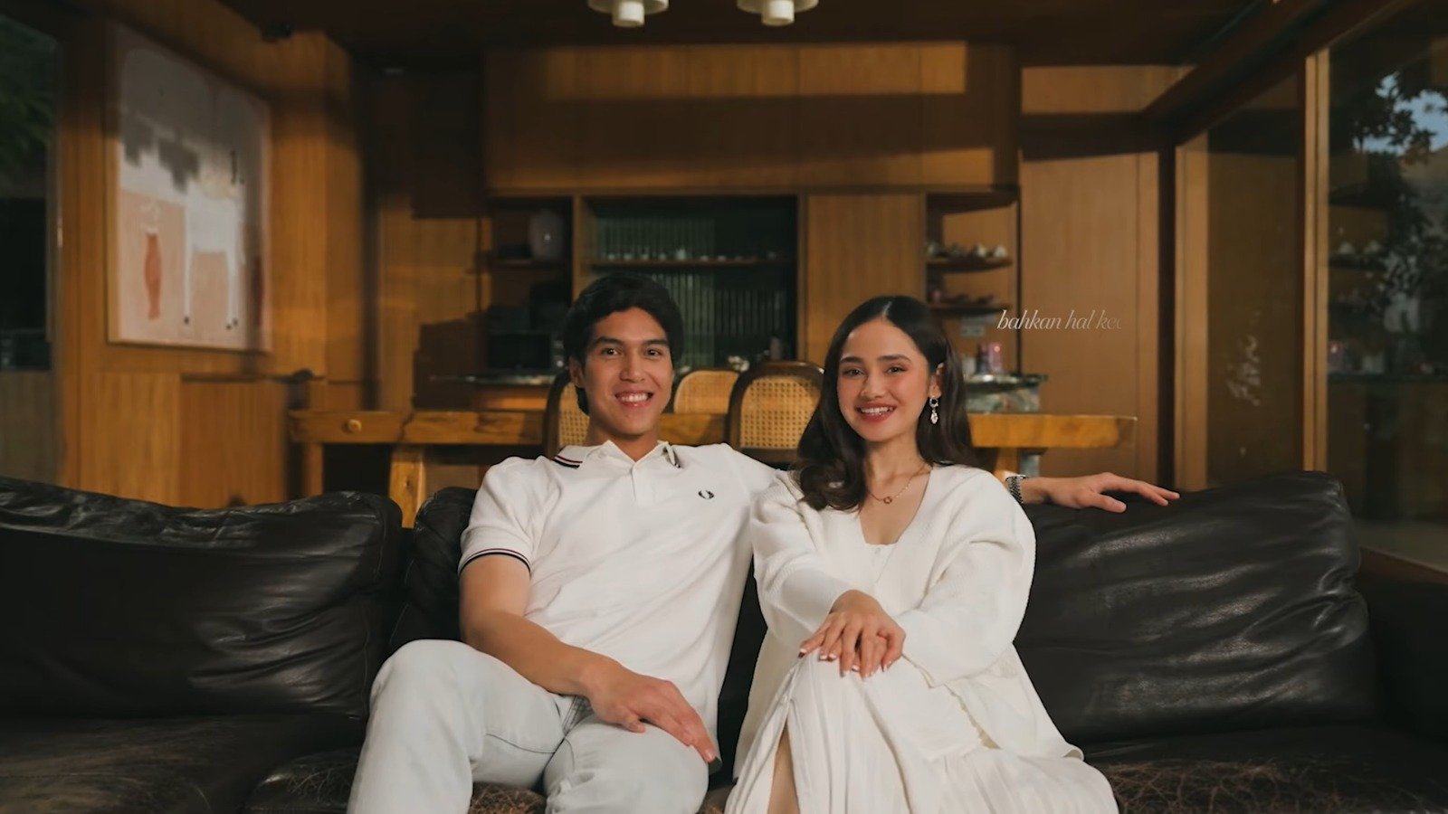 Jelang Pernikahan, El Rumi dan Syifa Hadju Rilis Channel YouTube Bersama
