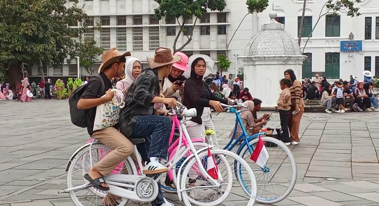 Libur Panjang Isra Miraj 2026, Kota Tua Jakarta Diserbu Ribuan Wisatawan