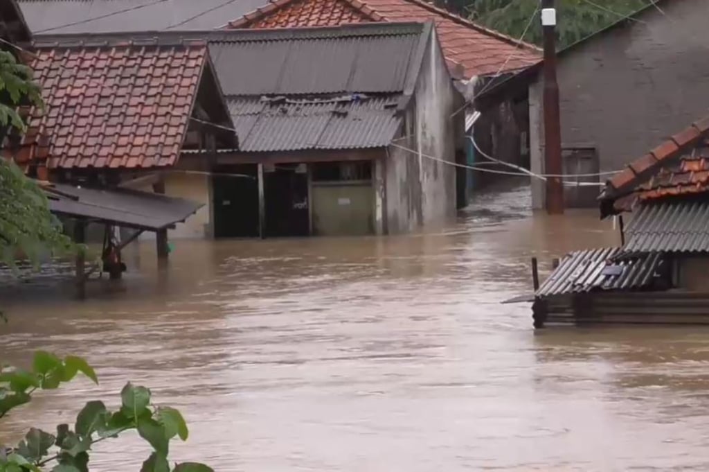 BPBD: 22.724 KK Terdampak Banjir di Bekasi, 5.344 Jiwa Mengungsi