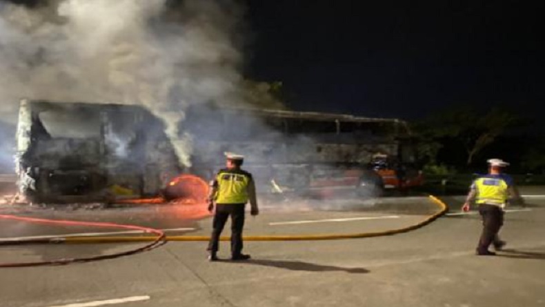 Bus PO Rosalia Indah Terbakar di Tol Sragen, Penumpang Panik