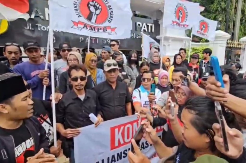 OTT Bupati Sudewo, Warga Pati Gelar Aksi Dukung KPK Usut Tuntas