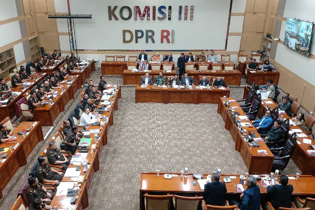 Jaksa Agung Ungkap 72 Pegawai Dihukum Demosi hingga Dipecat selama 2025