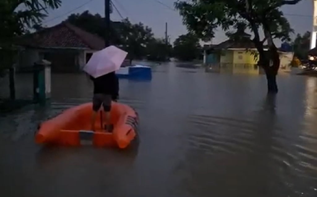 Update Banjir Karawang, Ribuan Rumah Kembali Terendam hingga 2 Meter