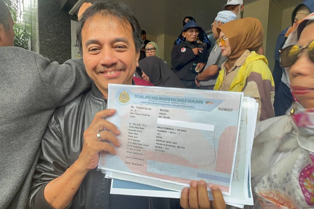 Blak-blakan! Roy Suryo Bongkar Kepemilikan Mobil Mewah yang Dipakai Eggi Sudjana di Malaysia