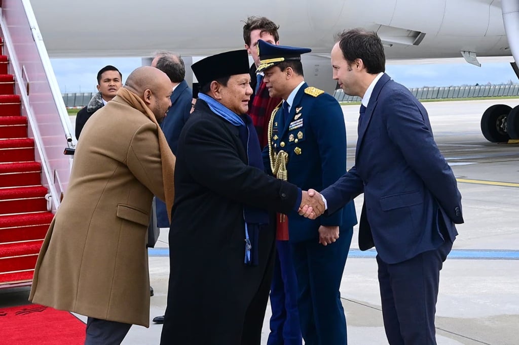 Presiden Prabowo Tiba di Paris, Dijadwalkan Bertemu Macron di Istana Elysee