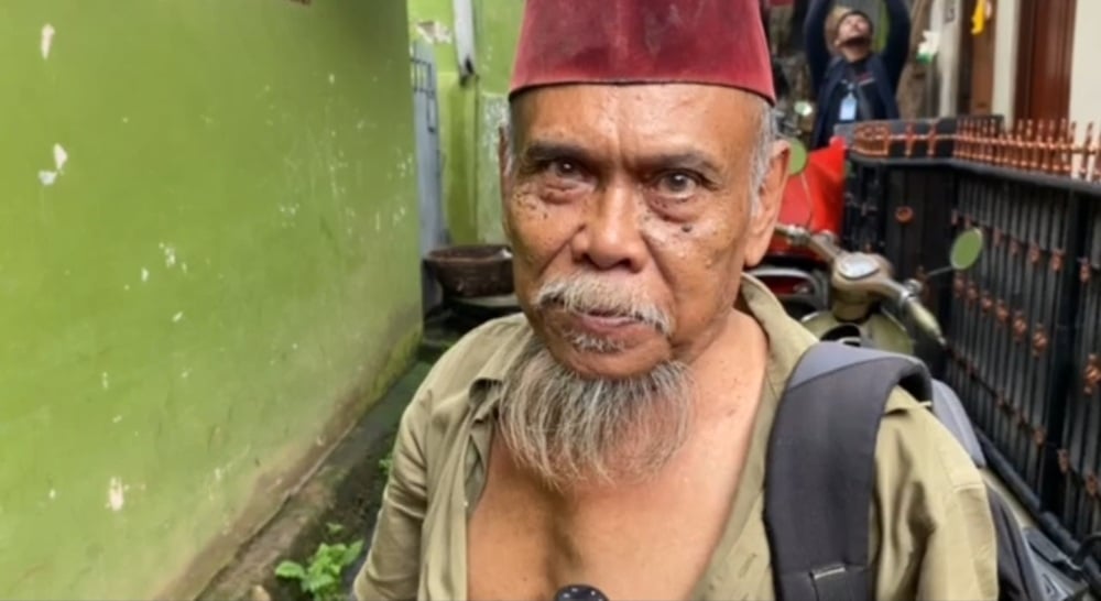 Kisah Suaeb Bertahan Hidup saat Banjir Setinggi Leher Rendam Kebon Pala