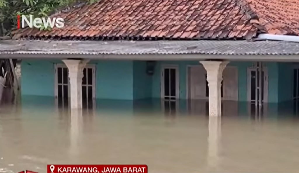 Banjir Kembali Terjang Karawang, Ribuan Rumah di 10 Kecamatan Terendam 2 Meter