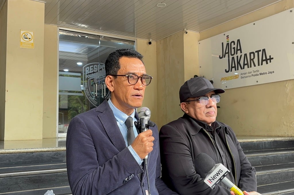 Jokowi Tak Kunjung Hadiri Sidang PN Surakarta, Kubu Roy Suryo: Ini Kan Aneh