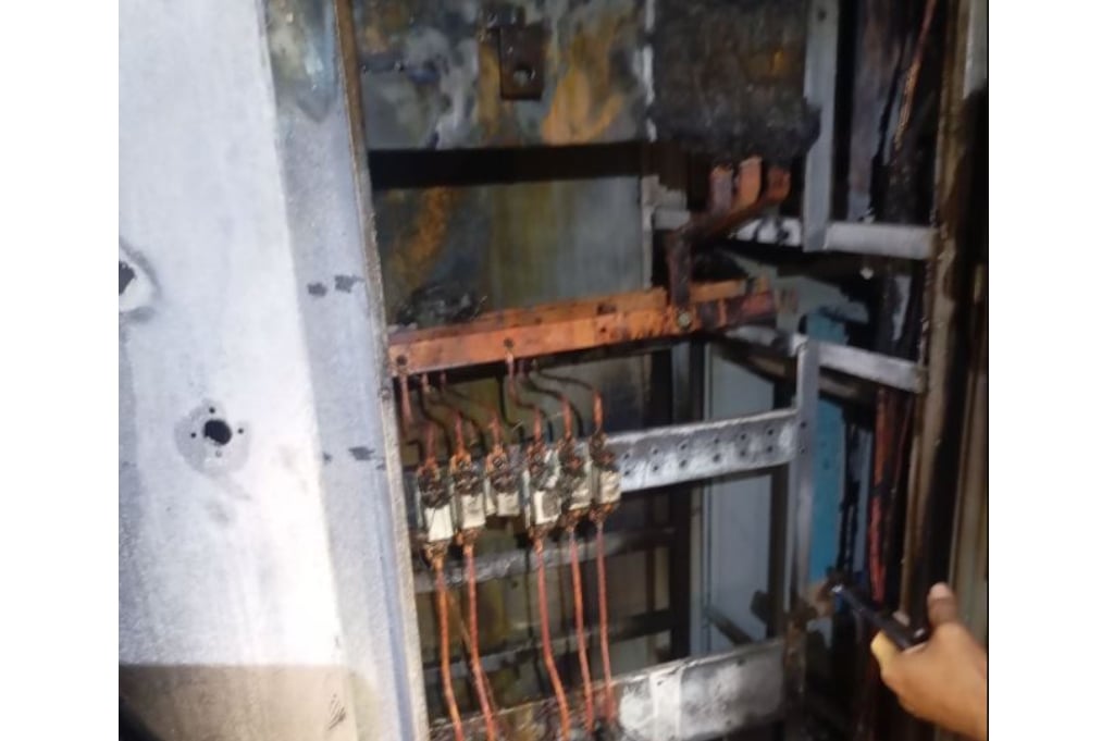 Panel Listrik RSUD Karawang Terbakar Diduga Korsleting, 200 Pasien Terdampak