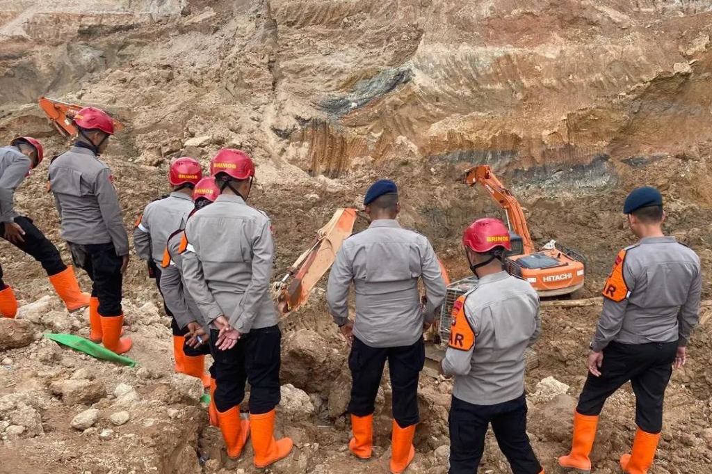 Pencarian Korban Longsor Tambang Timah di Bangka Babel, 1 Orang Masih Tertimbun