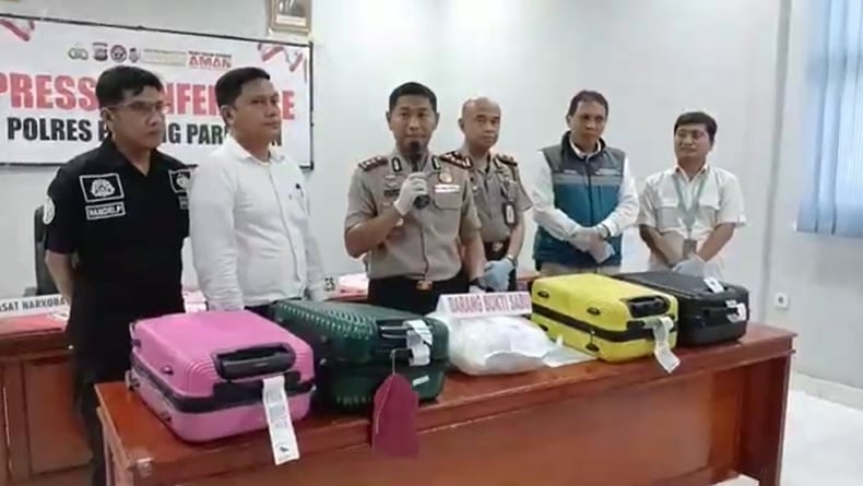 Penyelundupan 7 Kg Sabu di Bandara Minangkabau, 4 Orang Sindikat Internasional Ditangkap