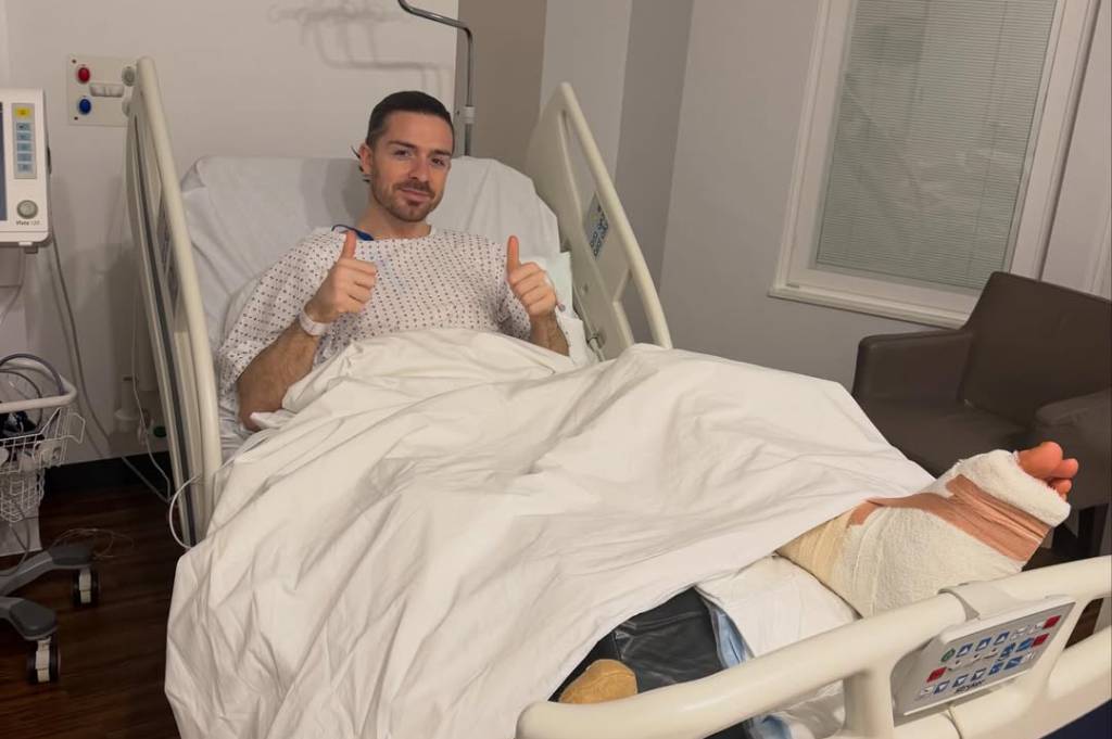 Cedera Akhiri Musim Jack Grealish, Operasi Paksa Everton dan Man City Menunggu