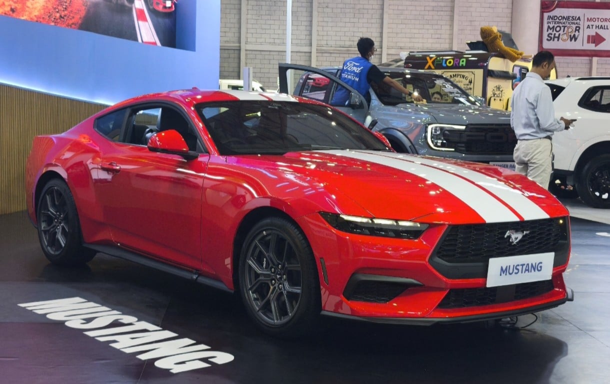 Deretan Mobil Termahal di IIMS 2026, Intip Incaran Para Sultan