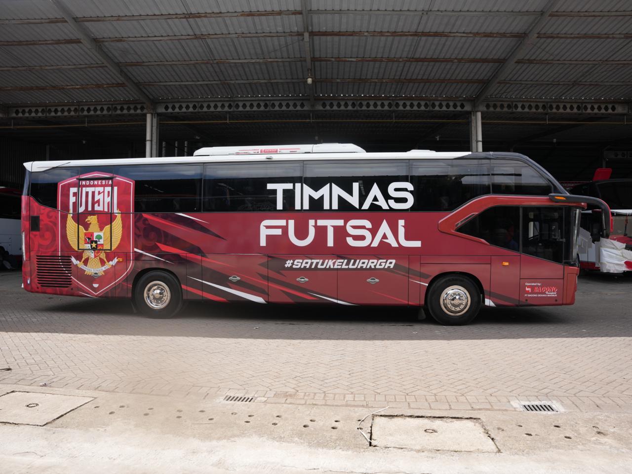 Bus Baru Timnas Futsal Hadir, Semangat Juang Atlet Putra dan Putri Makin Menggebu