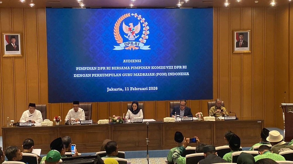 Guru Madrasah Mengadu ke DPR: Mengabdi 25 Tahun, Gaji Masih Rp300.000