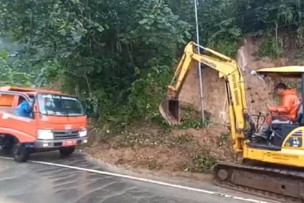 Banjir Bandang dan Longsor Terjang Ungaran Timur Semarang, Aktivitas Warga Lumpuh