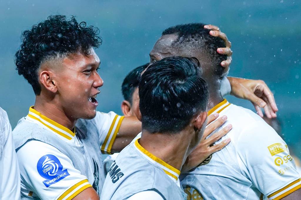 Hasil Super League: Persebaya Ditaklukkan Bhayangkara FC di Gelora Bung Tomo