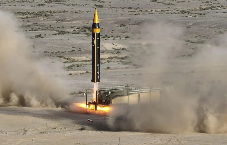 Mengenal Rudal Khorramshahr-4 Iran yang Siap Digunakan Perang Lawan AS