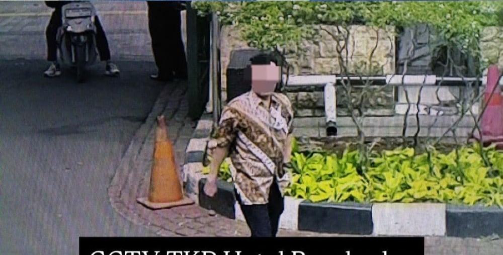 Begini Modus Maling Laptop Pakai Lanyard Beraksi di Hotel Bintang Lima