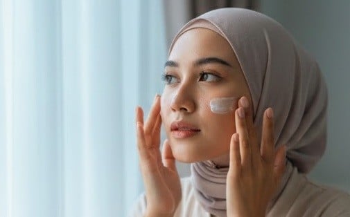 5 Tips Kulit Tetap Glowing selama Ramadan, Jangan sampai Kusam dan Berjerawat!