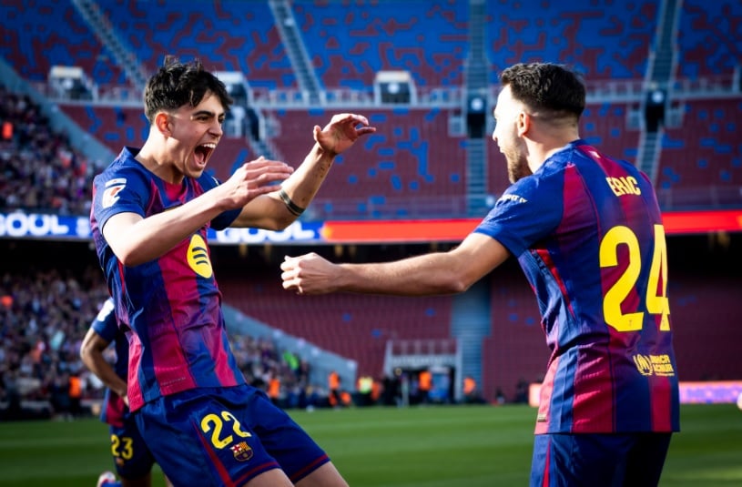 Barcelona Hajar Levante! Hansi Flick Puas Usir Real Madrid dari Puncak Klasemen