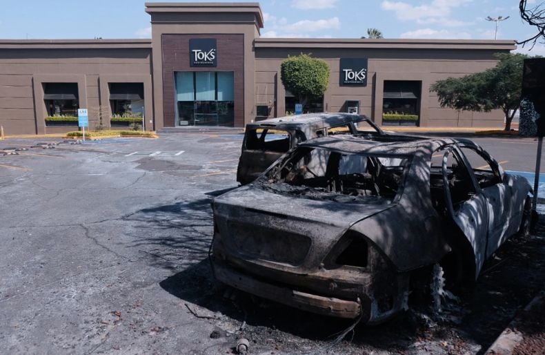 Meksiko Mencekam! Penerbangan Dibatalkan, Turis Ketakutan gegara Gembong Narkoba El Mencho Tewas