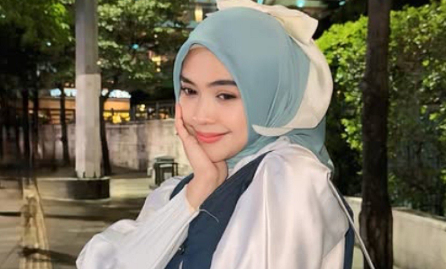 Ria Ricis Kena Tipu Travel Umrah, Terpaksa Tunda Keberangkatan ke Tanah Suci