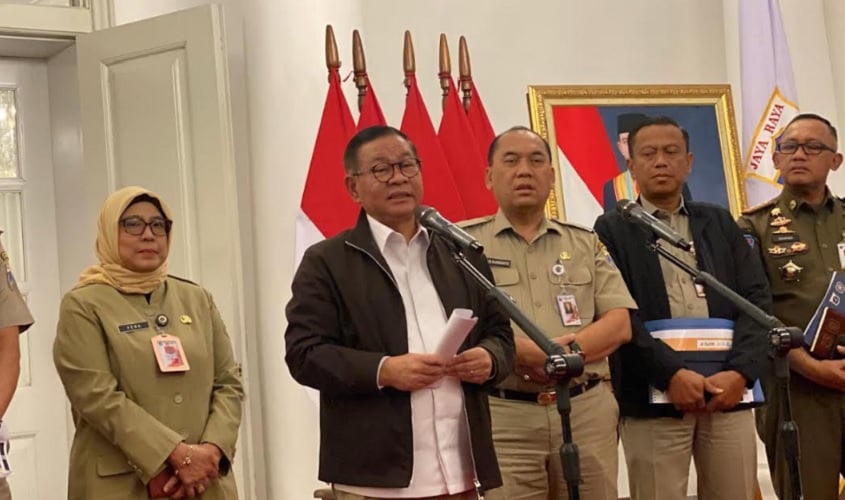 Pemprov DKI Segera Tertibkan PKL Berjualan di Trotoar, Ojol Parkir Sembarangan Juga Ditindak