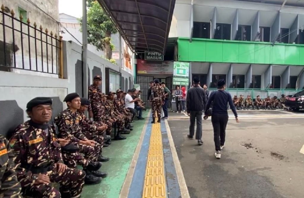Eks Menag Yaqut Hadiri Sidang Praperadilan Perdana di PN Jakarta Selatan, Puluhan Banser Berjaga
