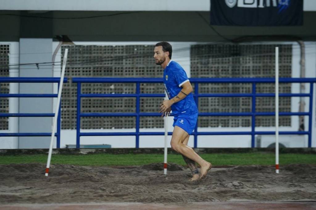 Marc Klok Beri Kabar Bagus untuk Persib Jelang Lawan Madura United