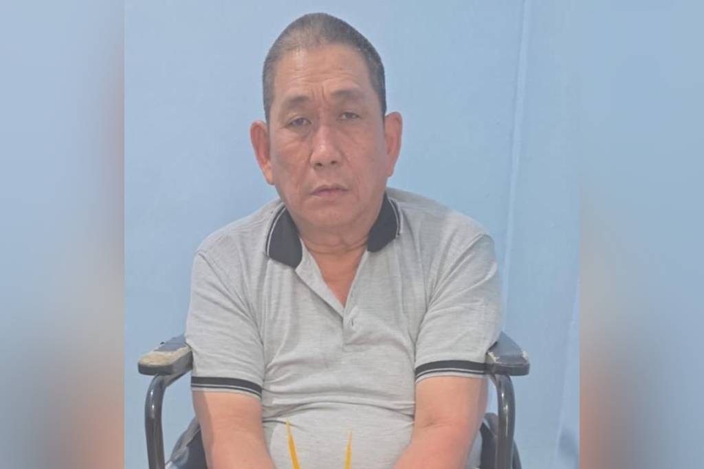 Penampakan Bandar Narkoba Ko Erwin usai Ditangkap Bareskrim, Pakai Kursi Roda 