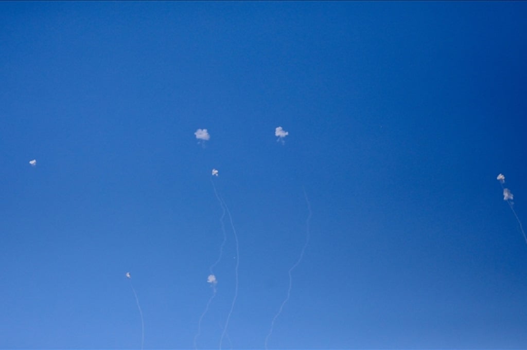 Iran Balas Serangan Israel! Ledakan Terdengar di Haifa