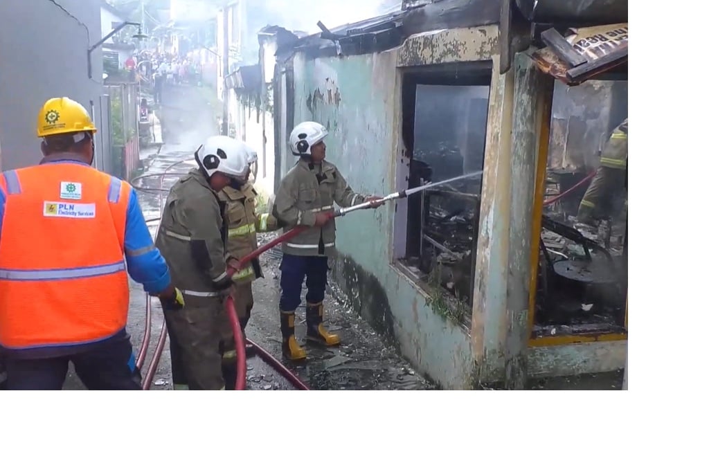 Kebakaran Rumah di Semarang, Kakek 95 Tahun Tewas Terjebak Api