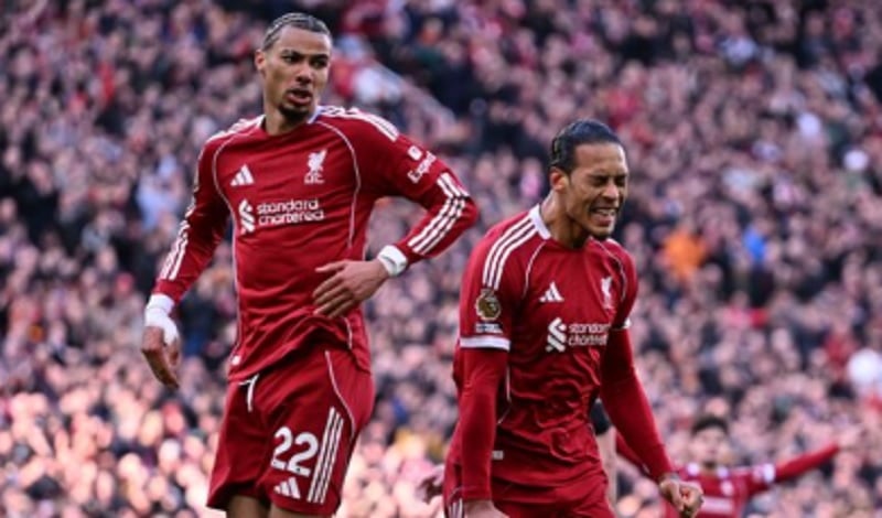 Tiga Gol Sudut di Babak Pertama! Arne Slot Bongkar Kebangkitan Set Piece Liverpool usai Hajar West Ham 