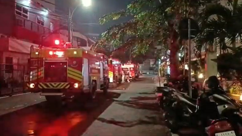 Hotel di Semarang Kebakaran, Api Berawal dari Lantai Atas