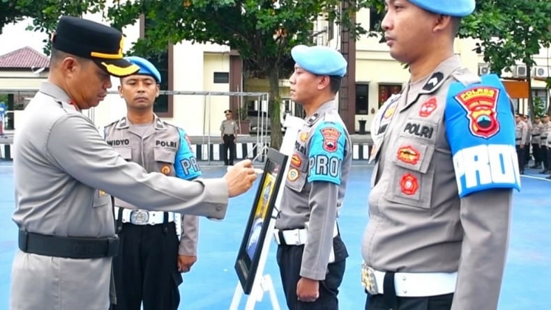 Desersi, Anggota Polres Karanganyar Bripka Hajar Dwi Nugroho Dipecat