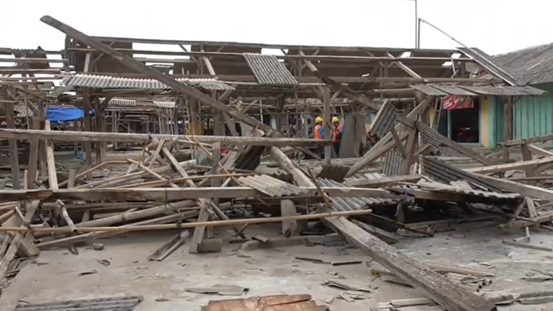 Ratusan Kios dan 51 Rumah di Lampung Selatan Porak-poranda Diterjang Puting Beliung