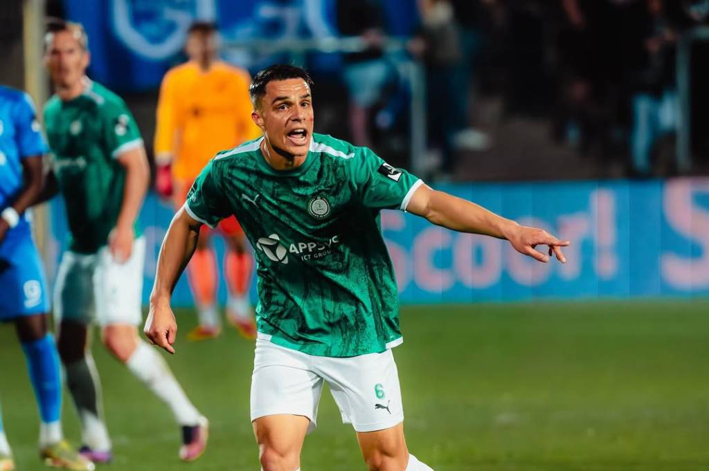 Joey Pelupessy Tampil Solid, SK Lommel Tahan Kortrijk di Liga Belgia