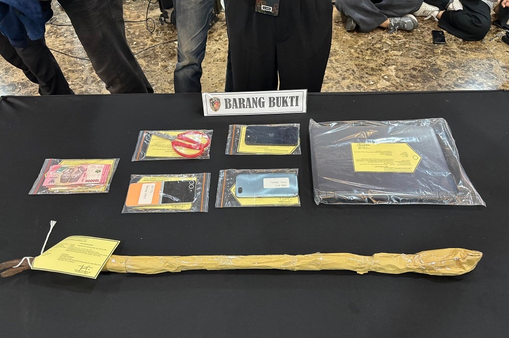 Penampakan Barang Bukti Pembunuhan Aktivis Ermanto Usman, Linggis hingga Gunting