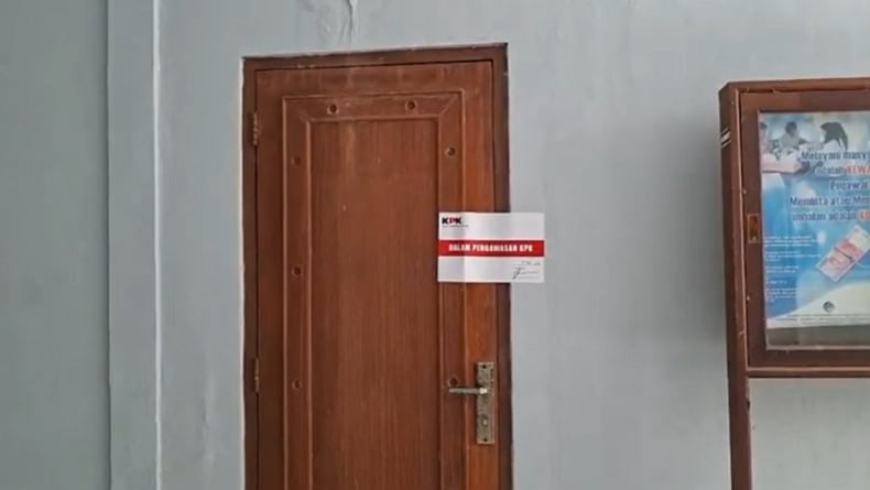 KPK Gelar OTT di Cilacap, Bupati dan Sejumlah Pejabat Pemkab Ditangkap